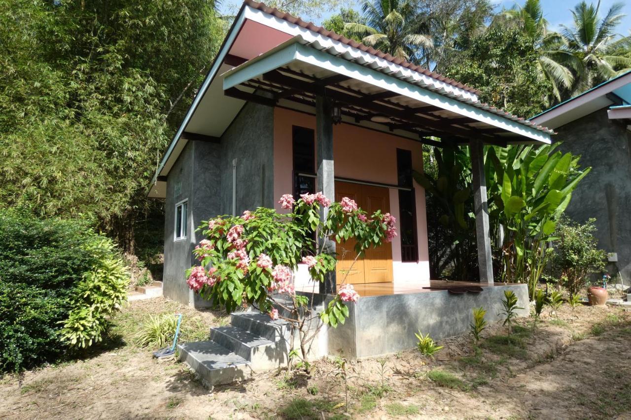 Chom Suan Homestay Ko Kut Exterior photo